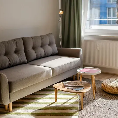 Forest Surfingbird شقة