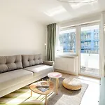 Apartment Forest Surfingbird